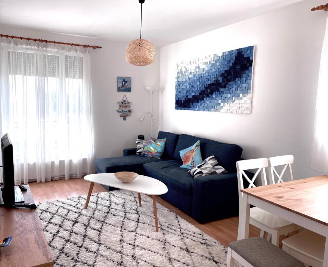 Siofoki Vizparti Nyaralo - Lakeside Apartment Esterno foto